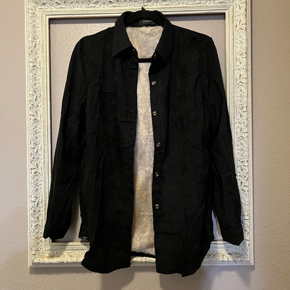 New Never Worn Black Shaket